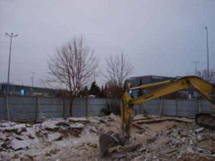 Demolition of buildings adjacent to the ETIUDA Warszawa Okęcie terminal